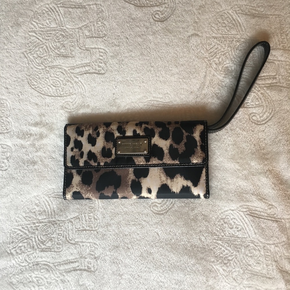 Nine West Wristlet Wallet - Never Used - New!